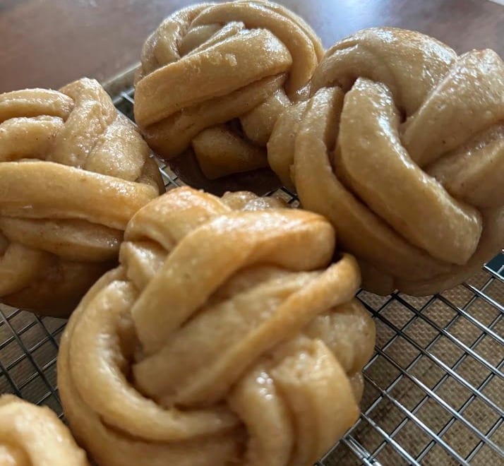 Finished triple vanilla buns